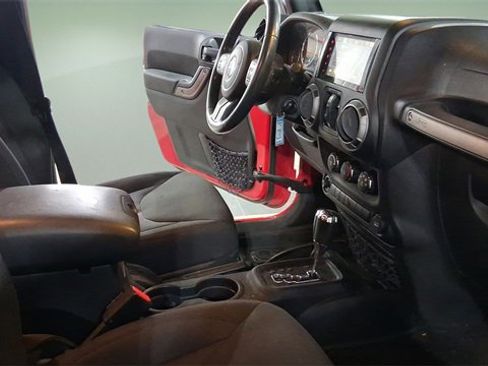 Used 2015 Jeep Wrangler Unlimited Sport w/ Quick Order Package 24S image 14