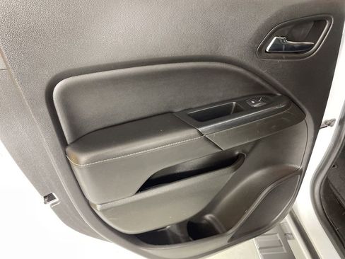 Used 2018 GMC Canyon Denali image 36