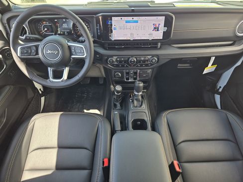 New 2025 Jeep Wrangler Sahara image 21