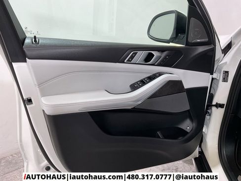 Used 2024 BMW X5 xDrive50e w/ Premium Package image 37