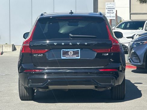 Certified 2025 Volvo XC60 T8 Ultra w/ Protection Package Premier image 8