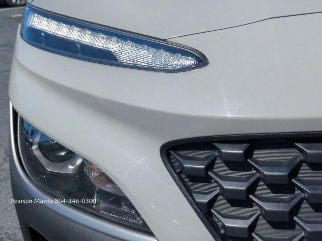 Used 2023 Hyundai Kona SEL FWD image 11
