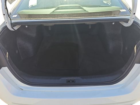 Used 2025 Nissan Altima 2.5 SV FWD image 23