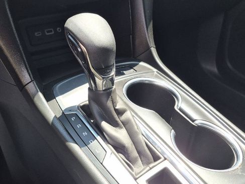 Used 2023 Chevrolet Equinox LT FWD image 10