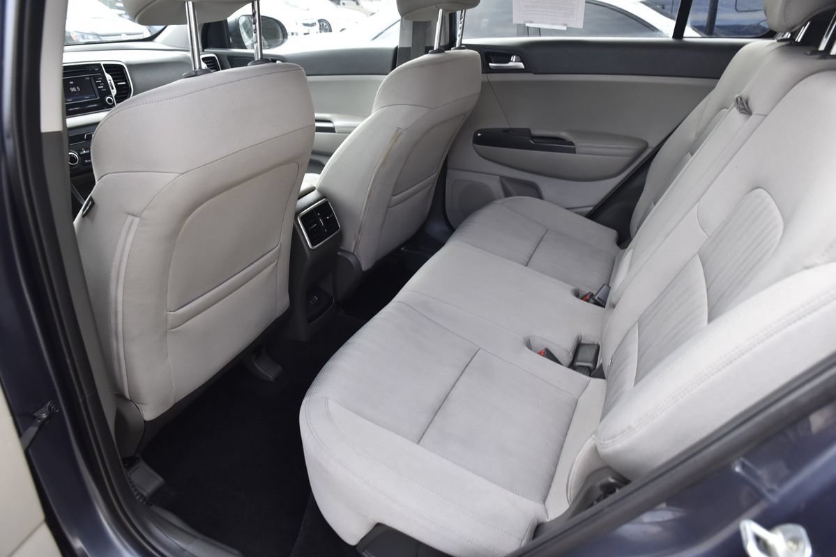 Used 2017 Kia Sportage LX AWD/4WD image 12