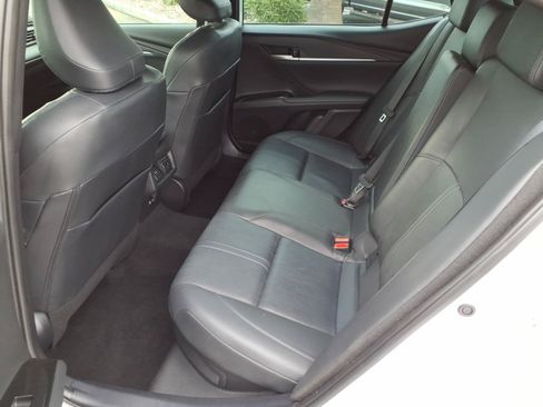 Certified 2025 Toyota Camry XSE FWD image 10