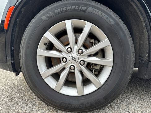 Used 2025 Dodge Durango GT RWD image 14