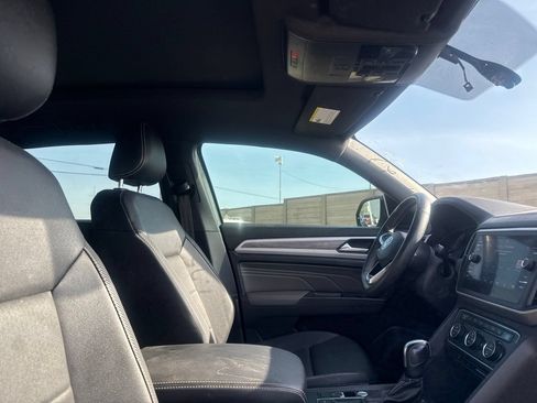 Used 2021 Volkswagen Atlas Cross Sport SE FWD image 26
