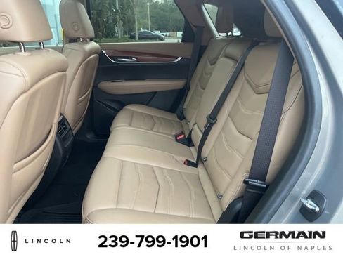 Used 2018 Cadillac XT5 Platinum w/ Driver Assist Package image 9