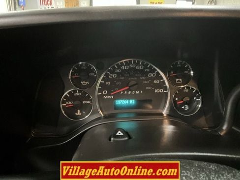 Used 2014 Chevrolet Express 2500 image 10