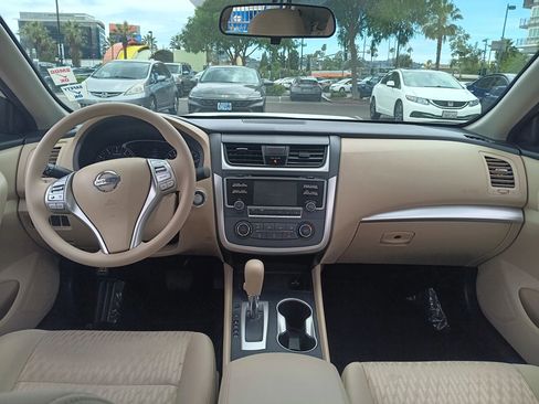 Used 2017 Nissan Altima 2.5 S w/ Power Driver Seat Package FWD image 13