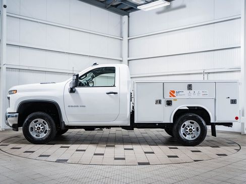 New 2025 Chevrolet Silverado 2500 W/T w/ WT Convenience Package image 4