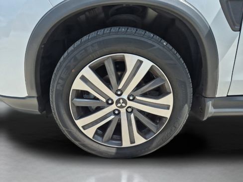 Used 2022 Mitsubishi Outlander Sport ES FWD image 31