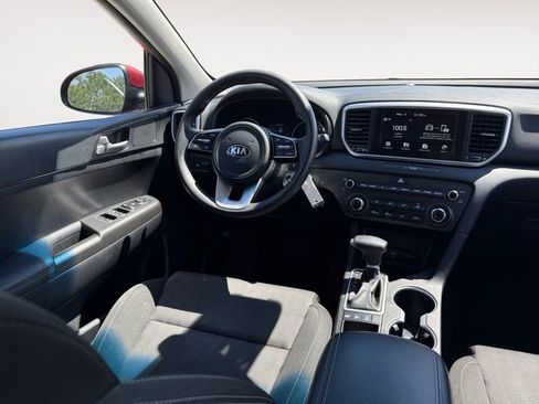 Used 2021 Kia Sportage LX AWD/4WD image 10