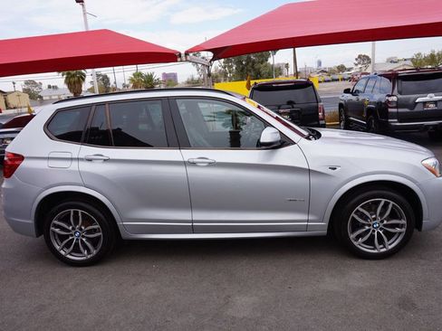 Used 2017 BMW X3 sDrive28i RWD image 5
