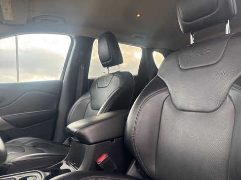 Used 2022 Jeep Cherokee Latitude Lux image 28