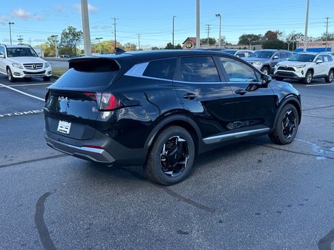 New 2026 Kia Sportage EX image 3