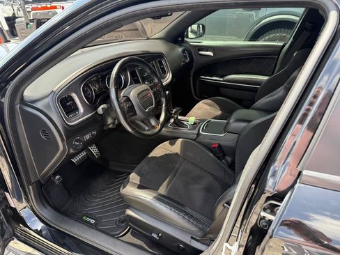 Used 2021 Dodge Charger Scat Pack w/ Plus Group RWD image 9