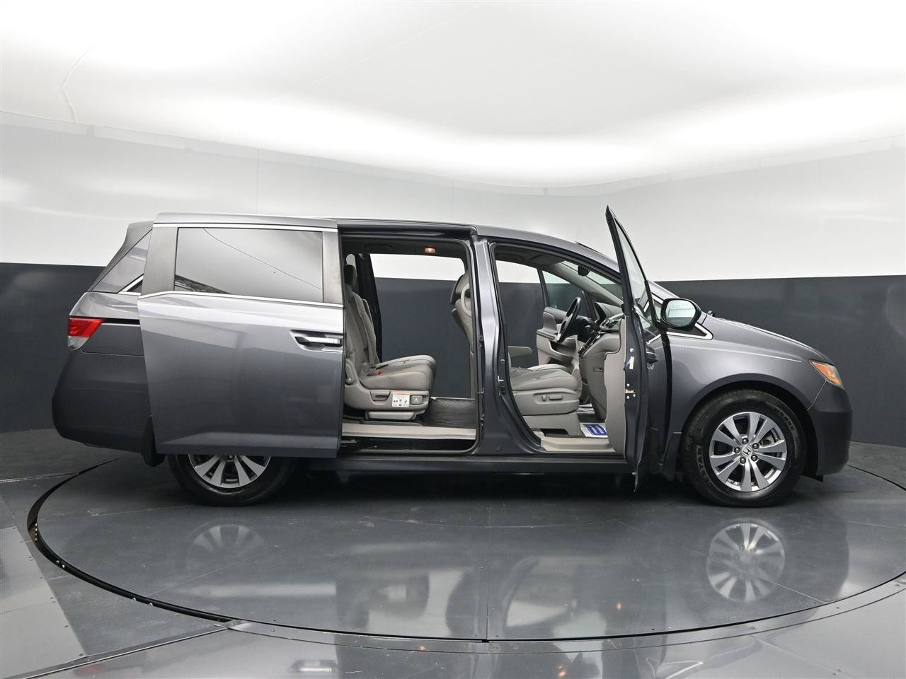 Used 2017 Honda Odyssey EX-L image 39
