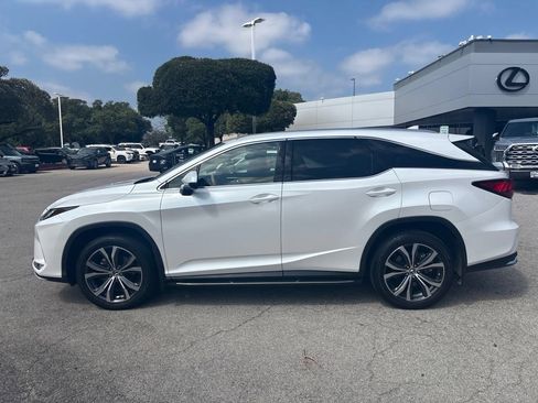Used 2022 Lexus RX 350L FWD w/ Premium Package image 2