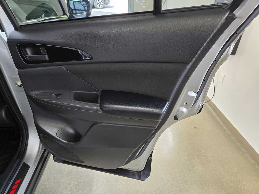 Used 2022 Mitsubishi Eclipse Cross ES FWD image 23