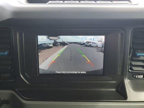 Used 2021 Ford Bronco Black Diamond w/ Sasquatch Package image 43