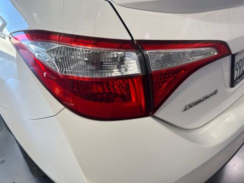 Used 2015 Toyota Corolla S FWD image 11