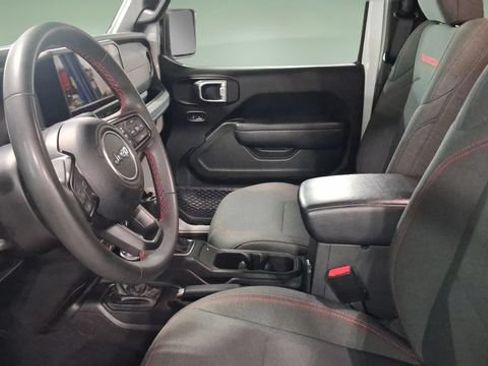 Used 2024 Jeep Wrangler Unlimited Rubicon AWD/4WD image 30