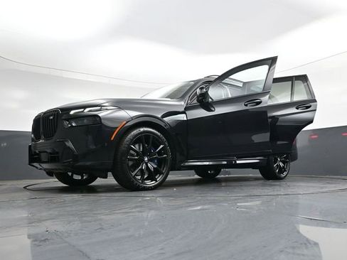 Used 2024 BMW X7 M60i w/ Executive Package image 42
