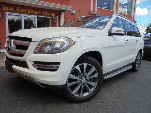 Used 2015 Mercedes-Benz GL 450 4MATIC w/ Lighting Package image 1