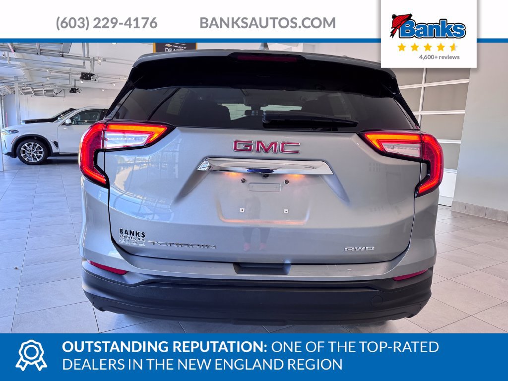 Certified 2024 GMC Terrain SLE w/ Driver Convenience Package AWD/4WD image 7