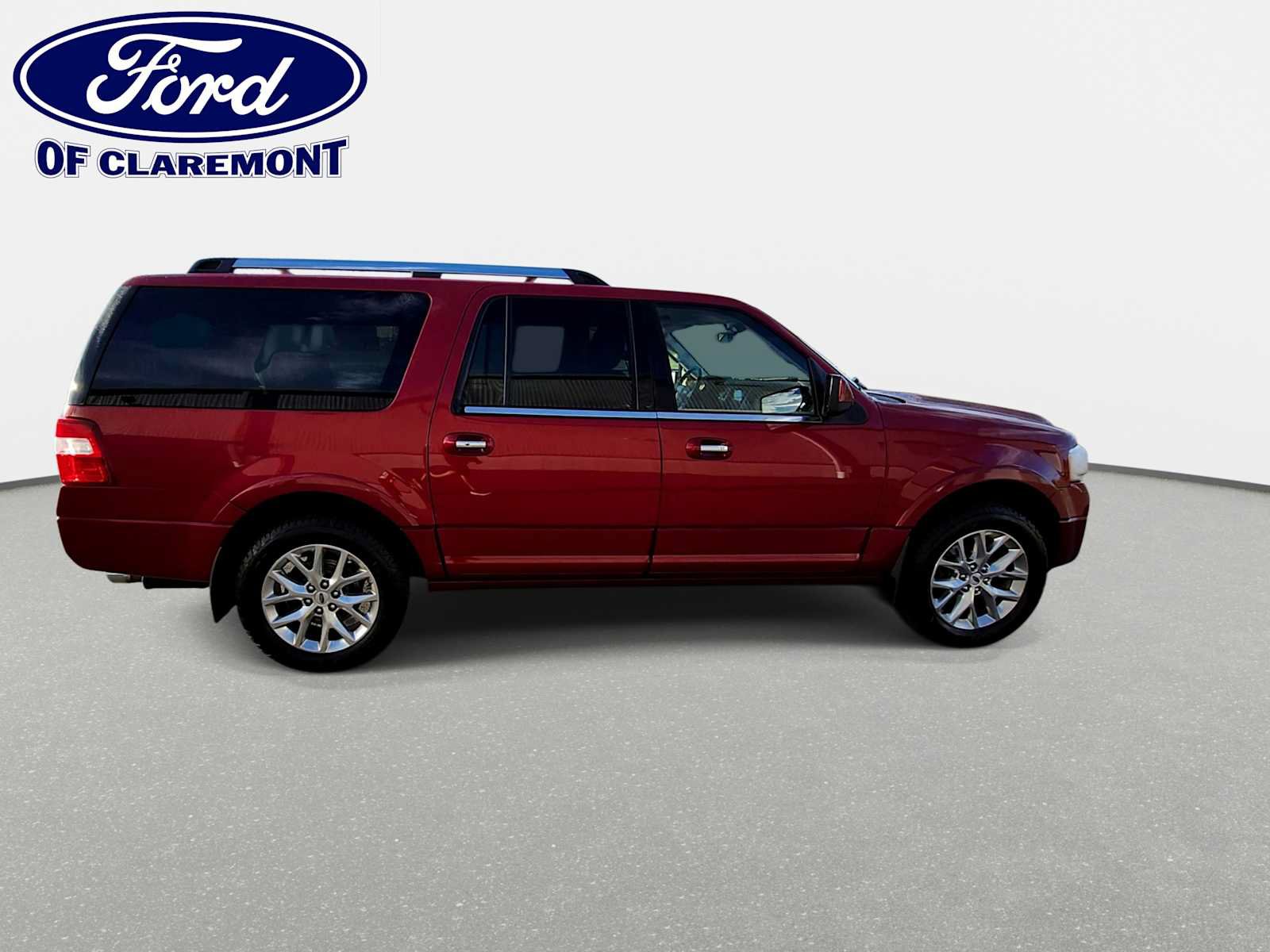 Used 2017 Ford Expedition EL Limited w/ Equipment Group 301A AWD/4WD image 8