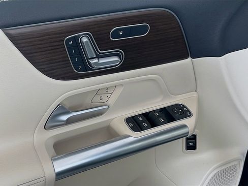 Used 2026 Mercedes-Benz GLA 250 4MATIC image 20