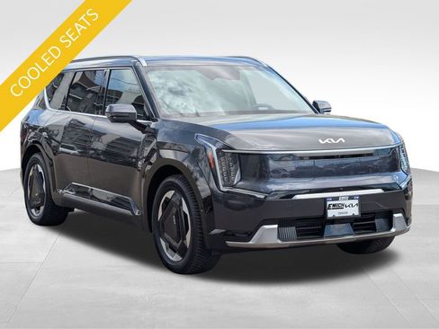 Certified 2024 Kia EV9 Land AWD/4WD image 8