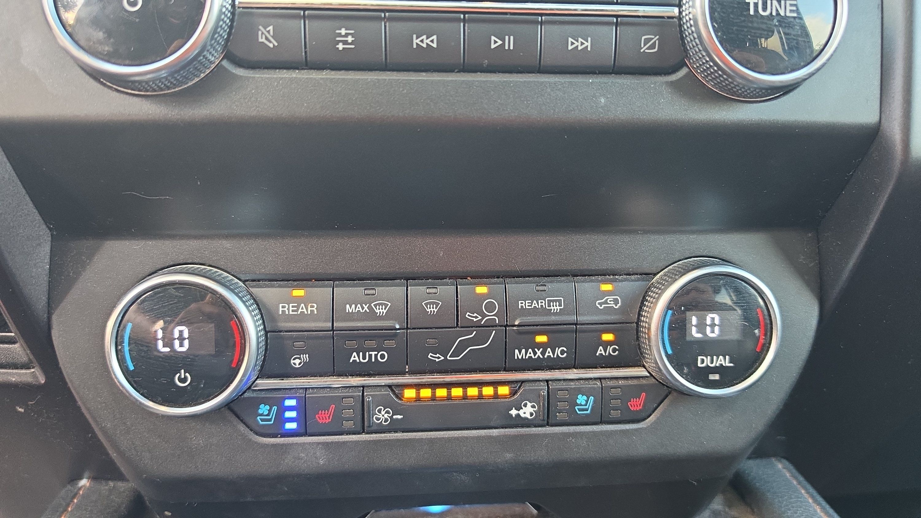 Used 2020 Ford Expedition Max King Ranch w/ Cargo Package RWD image 17