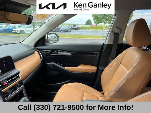 Certified 2024 Kia Seltos EX FWD image 41