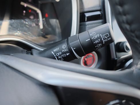 Used 2021 Honda CR-V Touring image 18
