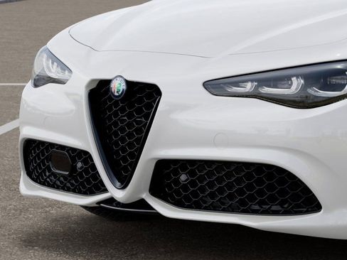 New 2025 Alfa Romeo Giulia AWD w/ Driving Assist Package image 12