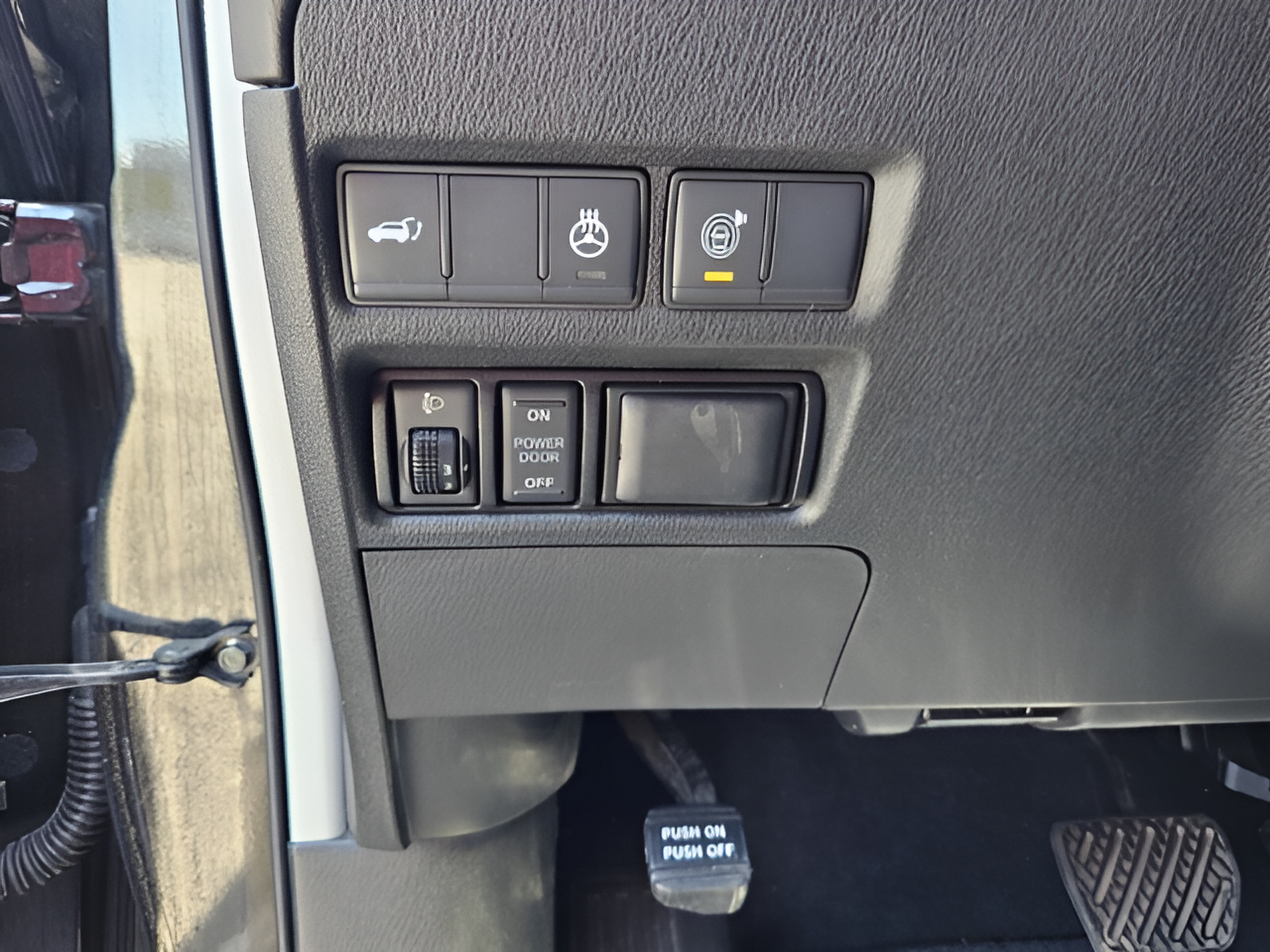 Used 2019 INFINITI QX80 Luxe w/ Proassist Package RWD image 16