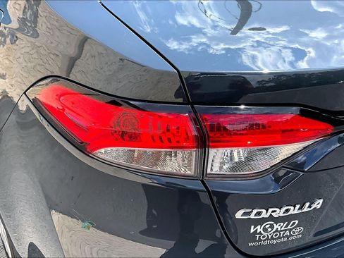Used 2024 Toyota Corolla LE FWD image 29