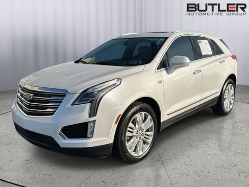Used 2017 Cadillac XT5 Premium Luxury image 1
