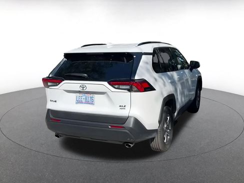 Used 2025 Toyota RAV4 XLE image 14