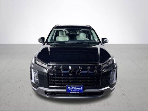 Used 2023 Hyundai Palisade Limited w/ Cargo Package image 3