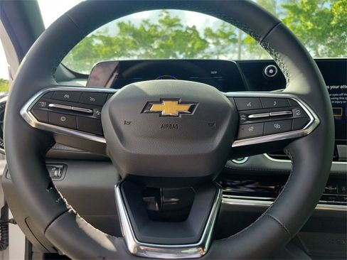 New 2026 Chevrolet Equinox LT image 12