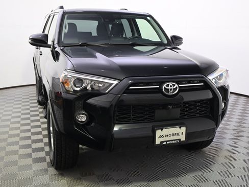Used 2022 Toyota 4Runner SR5 Premium image 9