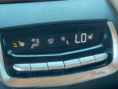 Used 2024 Cadillac XT6 Sport w/ Platinum Package AWD/4WD image 27