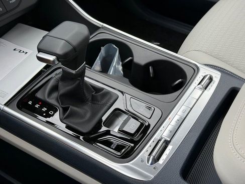 New 2026 Kia Carnival SX Prestige image 16