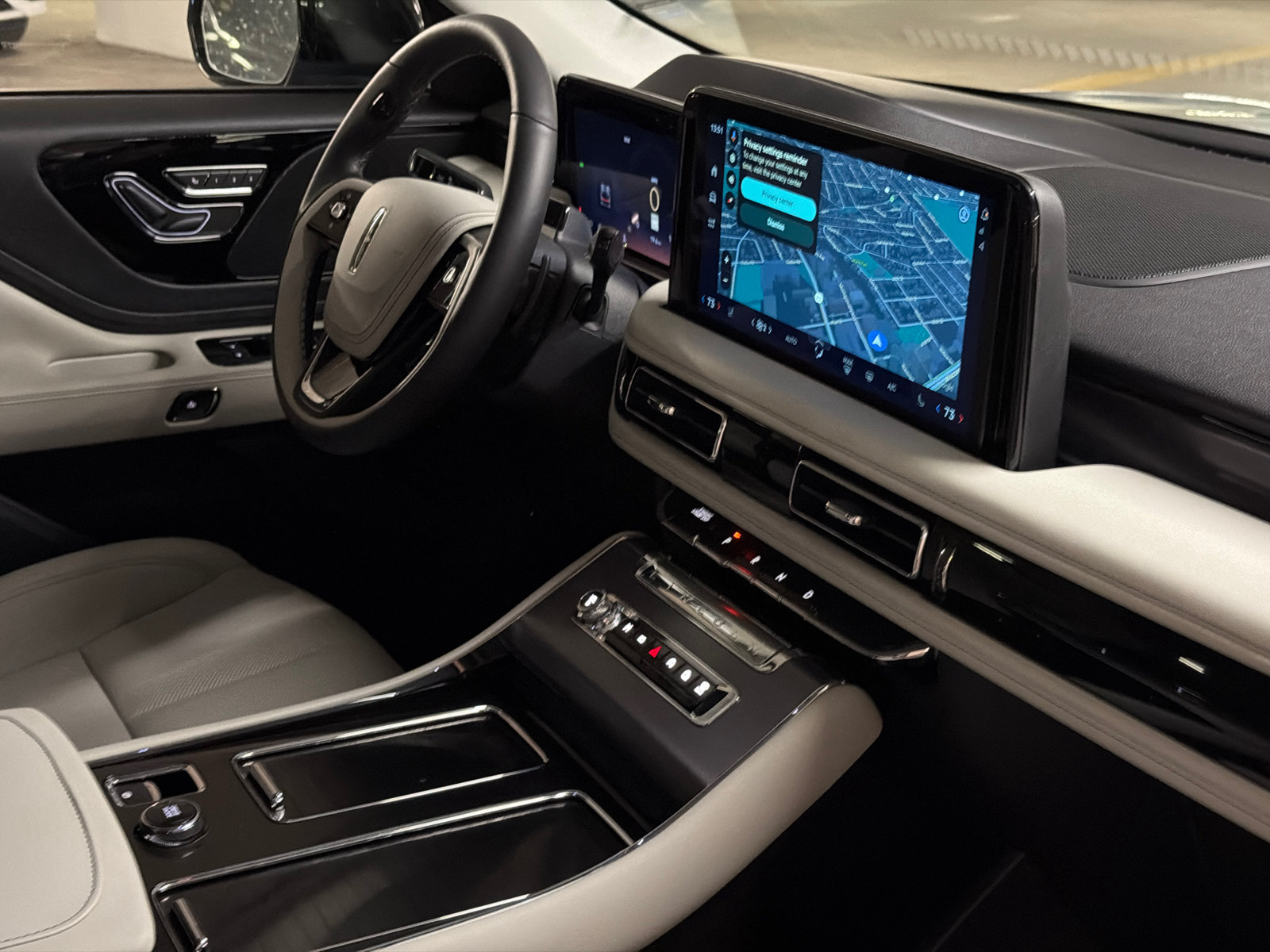 New 2027 Lincoln Aviator AWD image 11