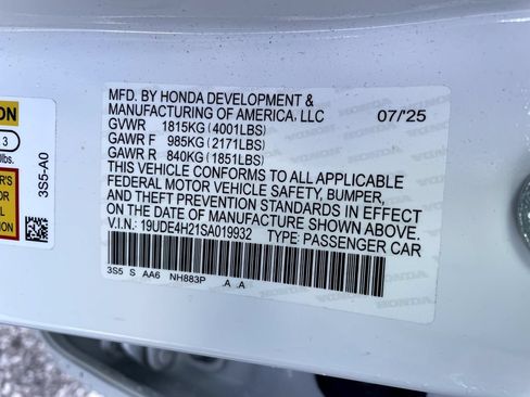 Used 2025 Acura Integra FWD image 22