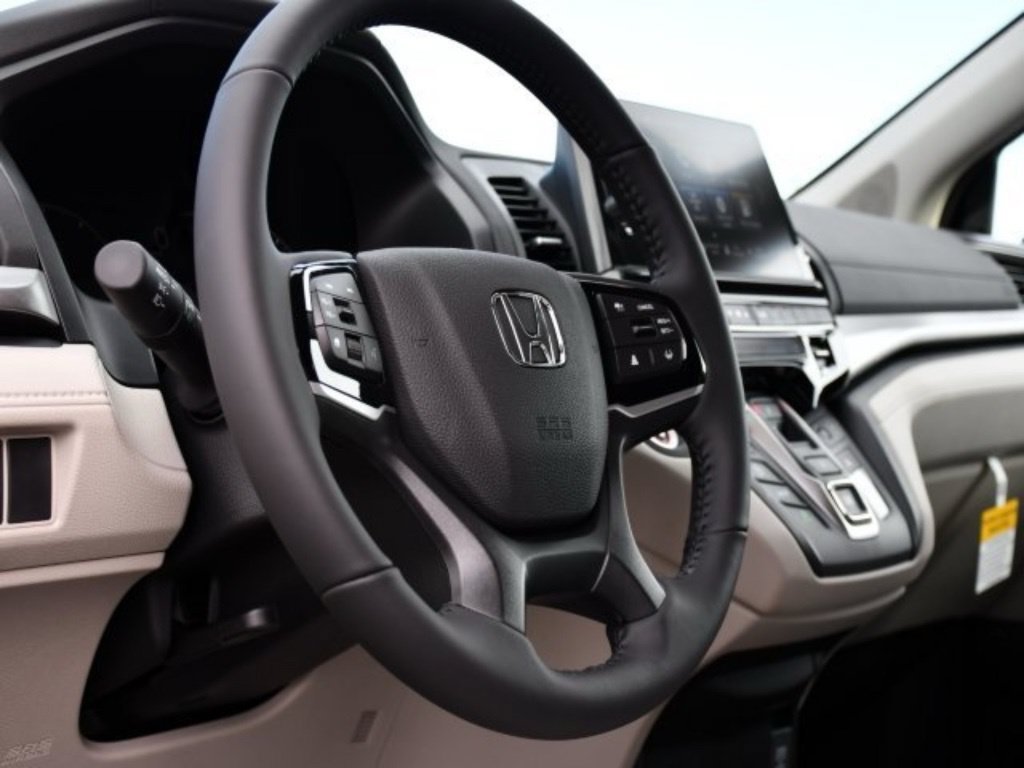 New 2026 Honda Odyssey EX-L image 11